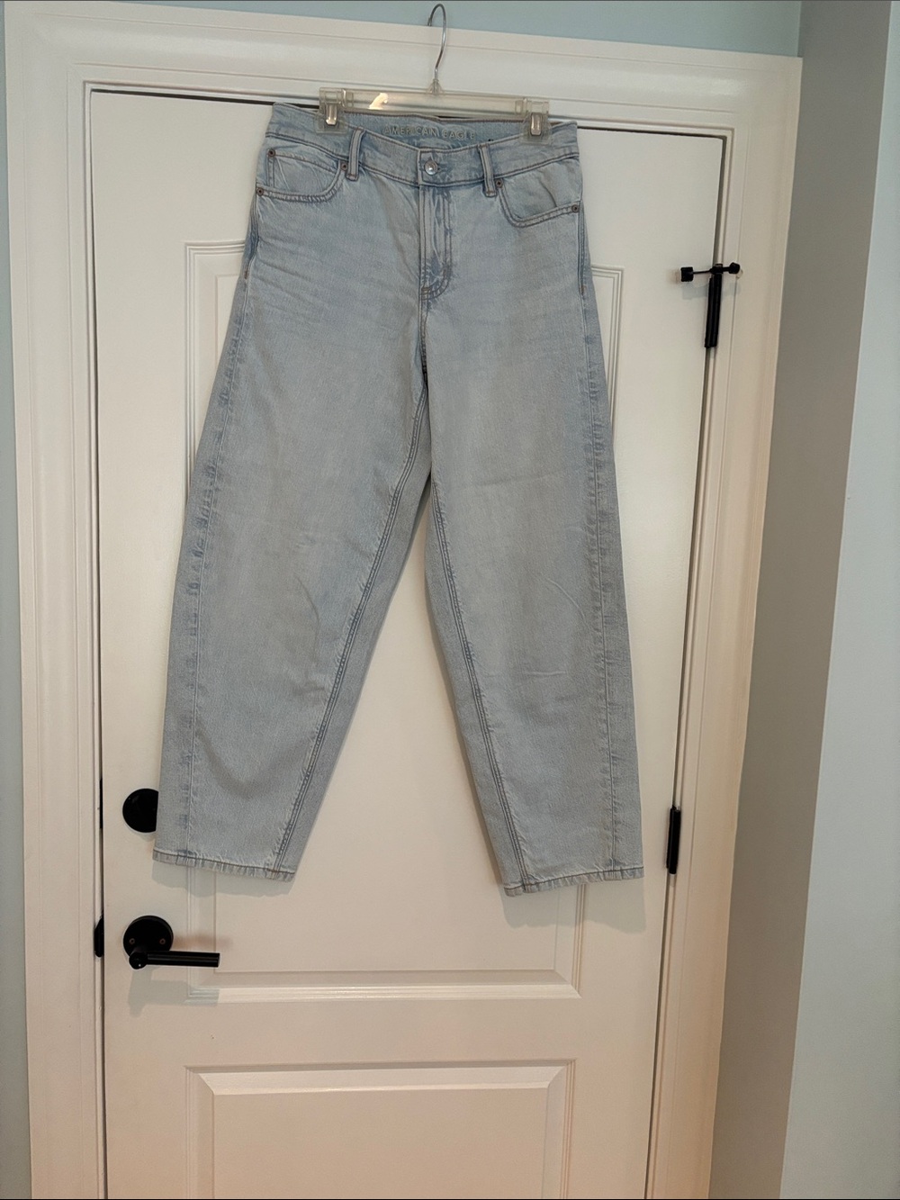 NWT🌺🌺 American Eagle barrel jeans